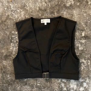 NWOT By the way. Plunge Crop Top